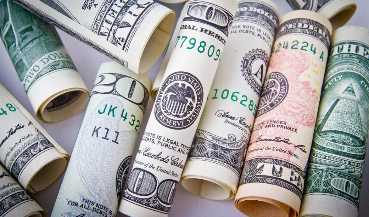 8 Ways to Stop Wasting Money